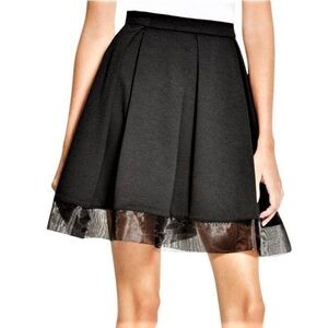 AQUA $88 Retail Price Black  PLEATED SKIRT Sheer Trim size Medium